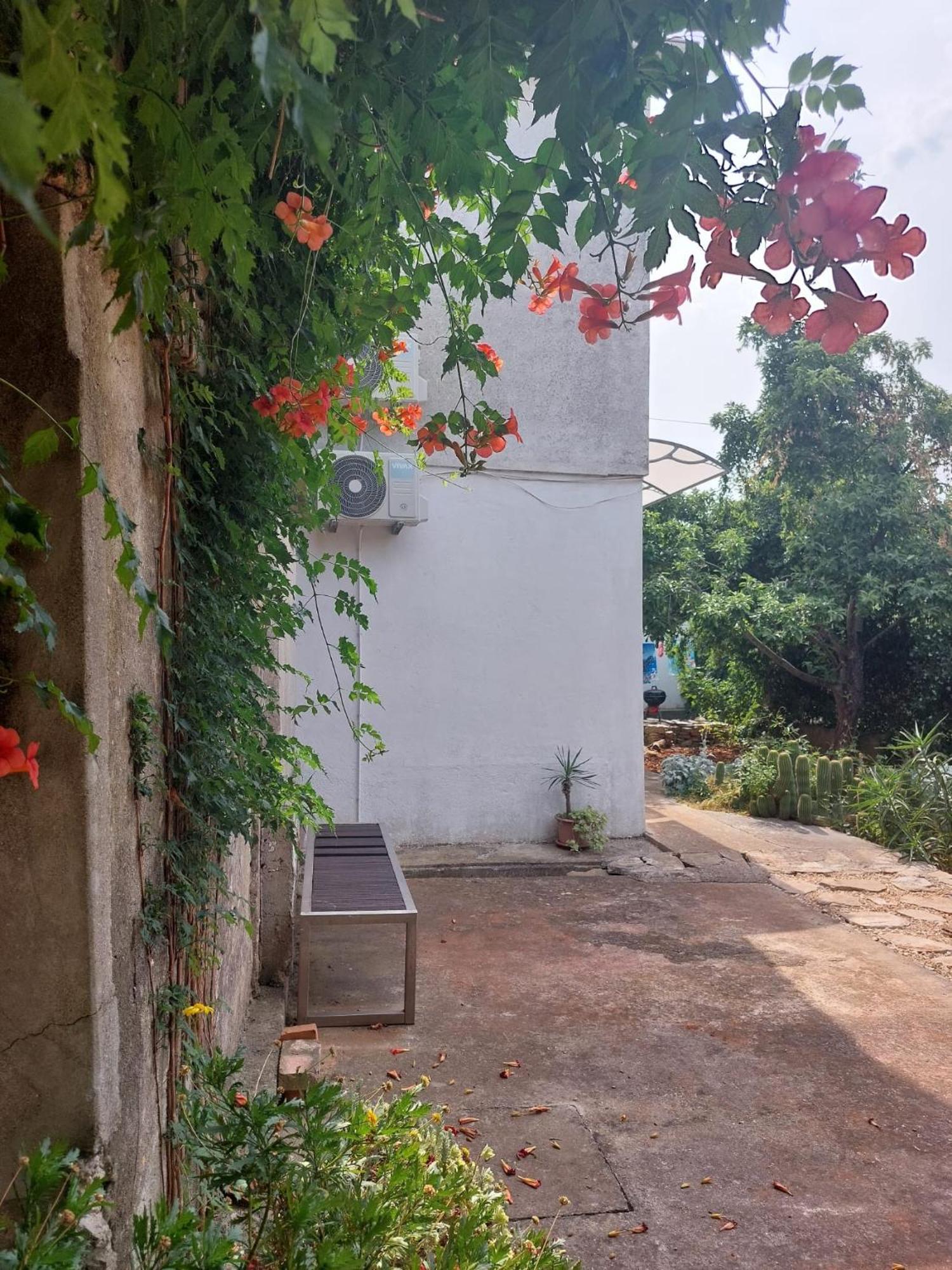Apartment Bozava - Nena Ngoại thất bức ảnh